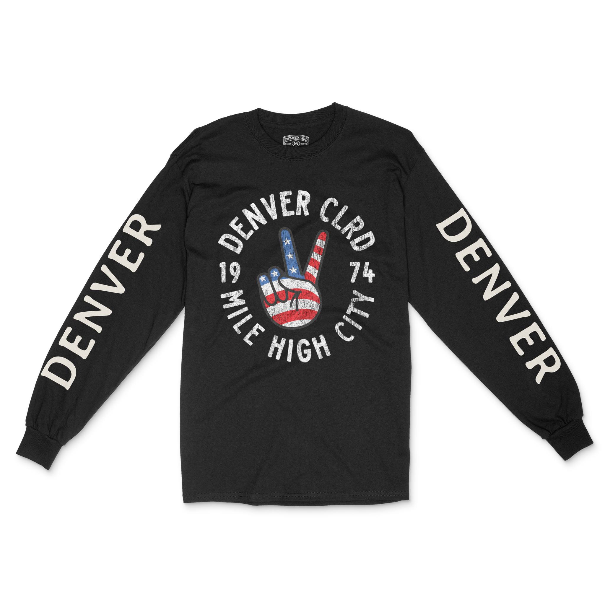 Denver Longsleeve in Black - front-sleeves view