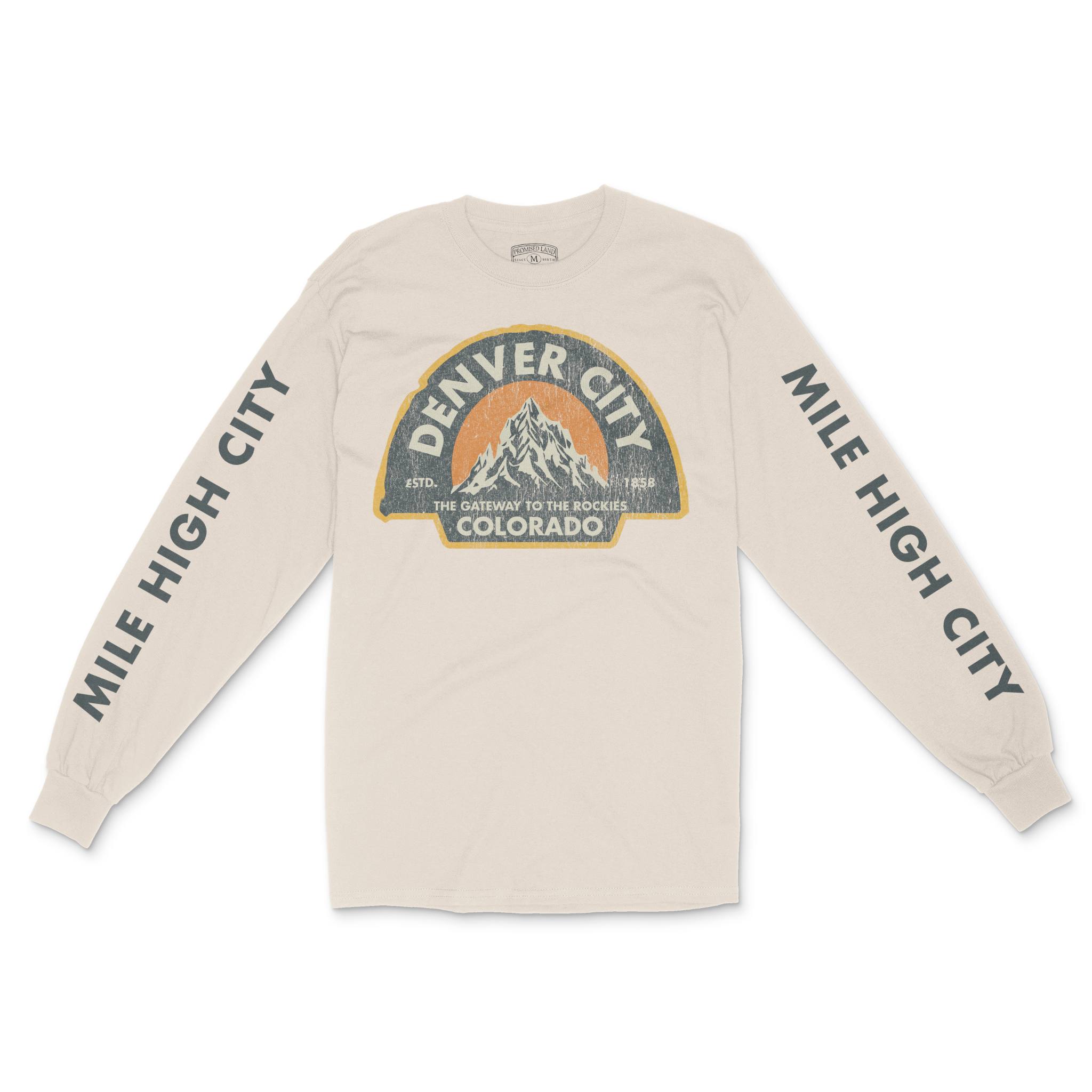 Denver Summit Longsleeve in Natural - front view with sleeves